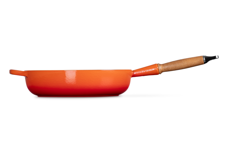 Cast Iron Saute Pan with Wooden Handle 28CM